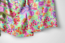 Load image into Gallery viewer, Pistachio Pop Floral
